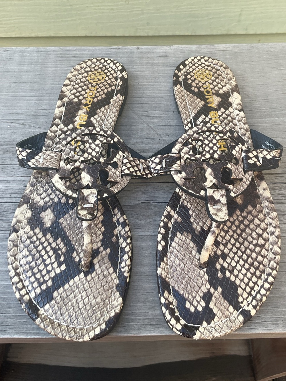 Tory Burch Snake-Print Leather Thong Sandals - Beige & Black